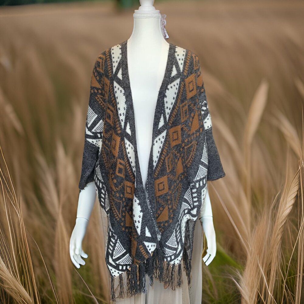 Pol cape, poncho, knit, slate grey, brown, white, EUC, sleeved, fringe, tribal